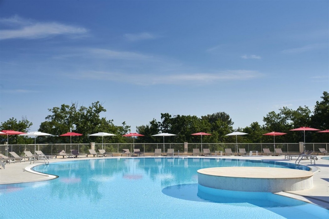 apartments bellevue plava laguna