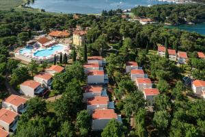 apartments bellevue plava laguna