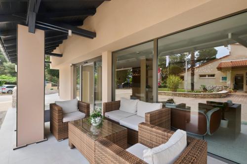 apartments bellevue plava laguna
