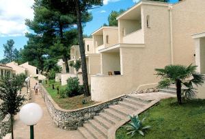 apartments bellevue plava laguna