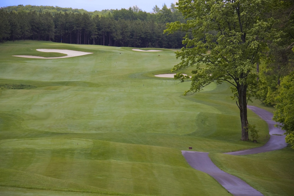 carriage ridge resort ascend hotel collection