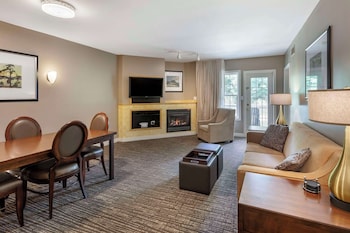 carriage ridge resort ascend hotel collection