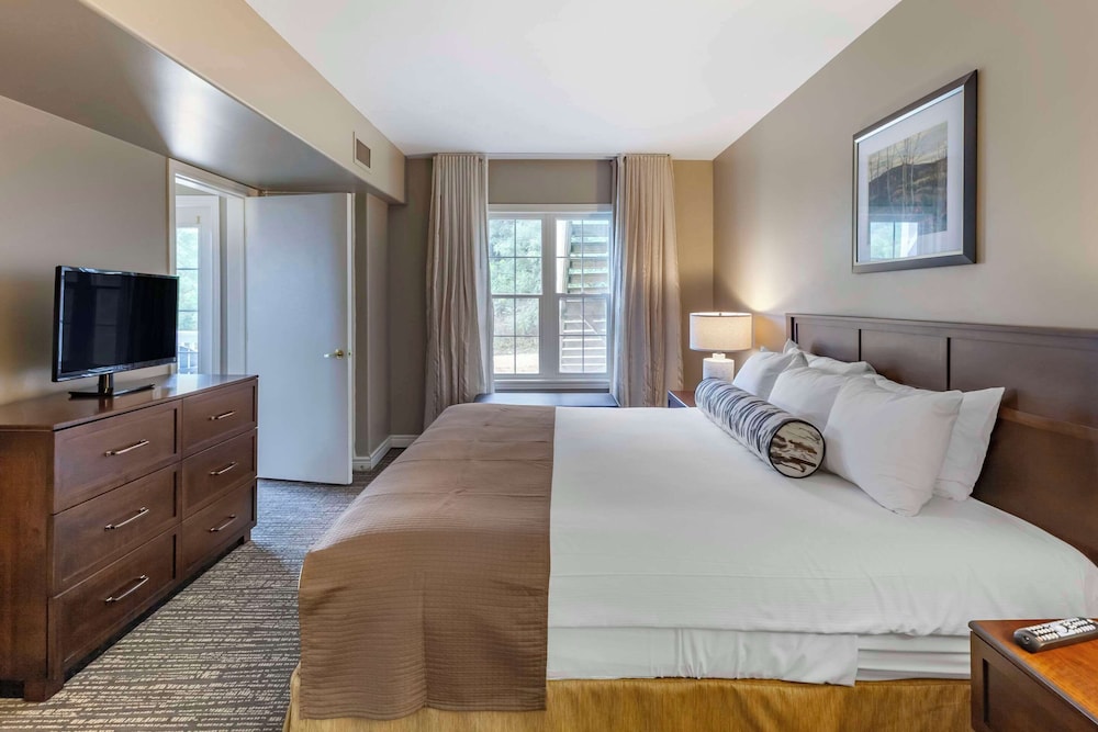 carriage ridge resort ascend hotel collection