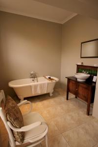 leeuwenbosch country house amakhala game reserve