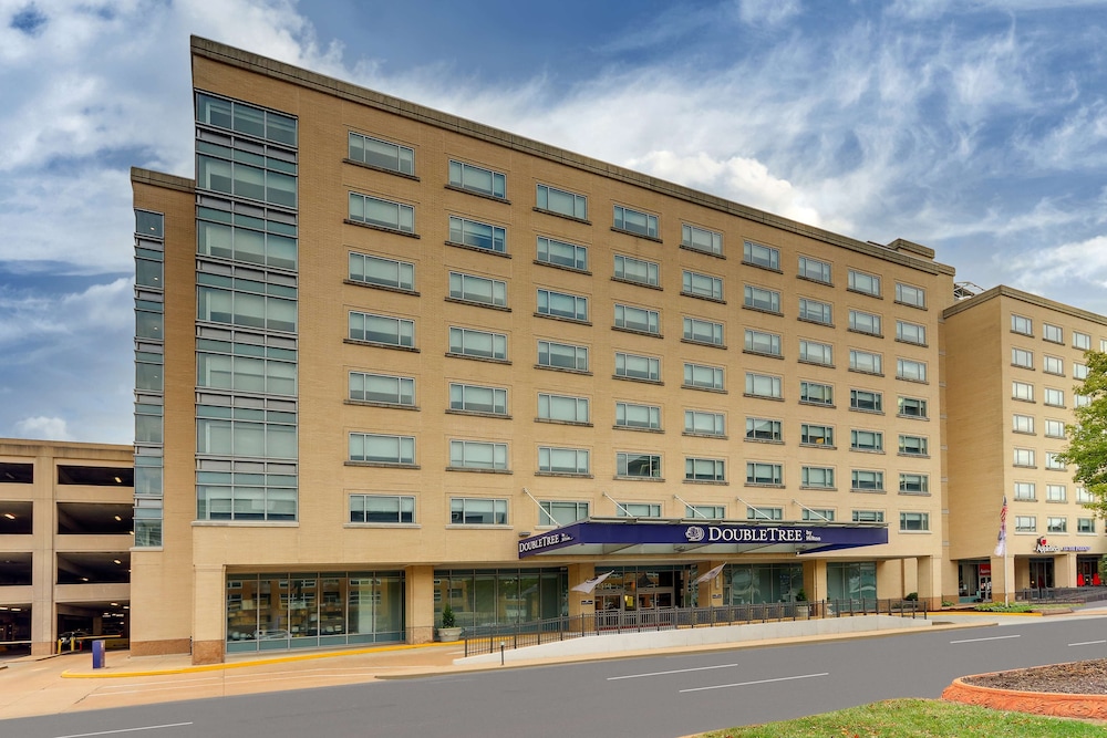 Doubletree By Hilton St. Louis Forest Park,St. Louis>>Clayton,4 star
