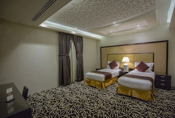 rest night hotel apartment