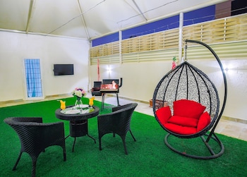 rest night hotel apartment