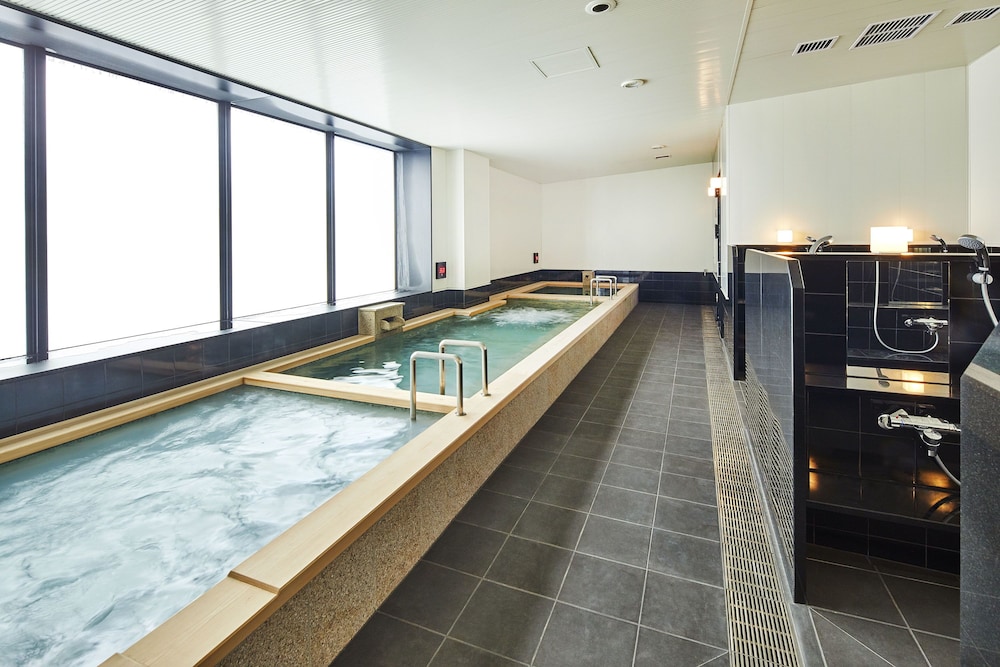 hotel lumiere grande nagareyama otakanomori