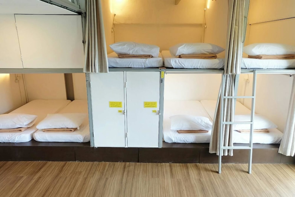 a plus hotel koh lipe hostel