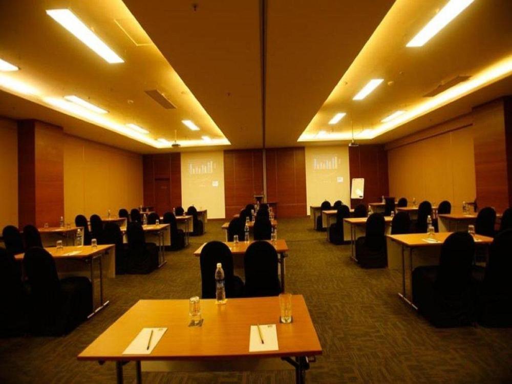 keys select by lemon tree hotels hosur road bengaluru