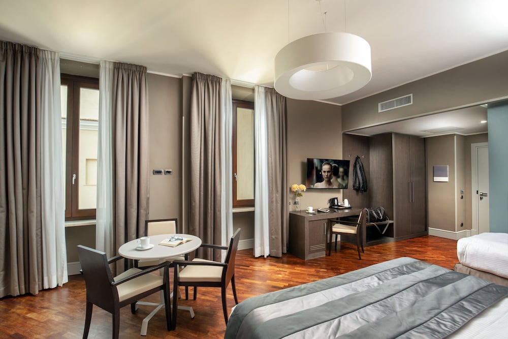 monti palace hotel