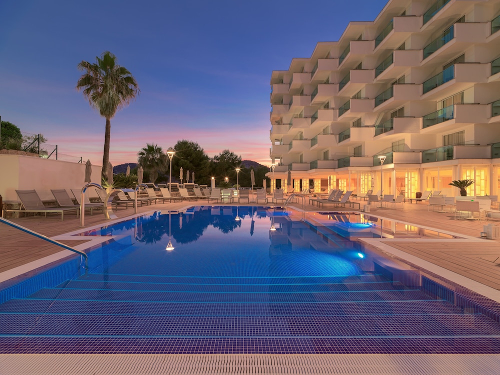 boutique hotel h10 blue mar adults only