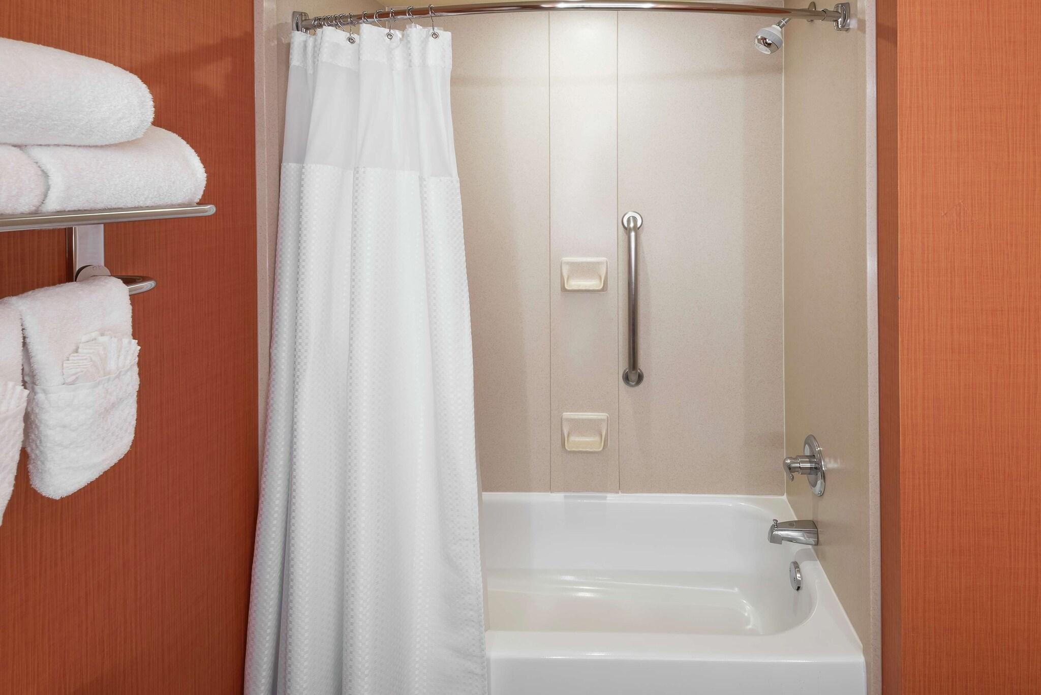 embassy suites by hilton st louis st charles