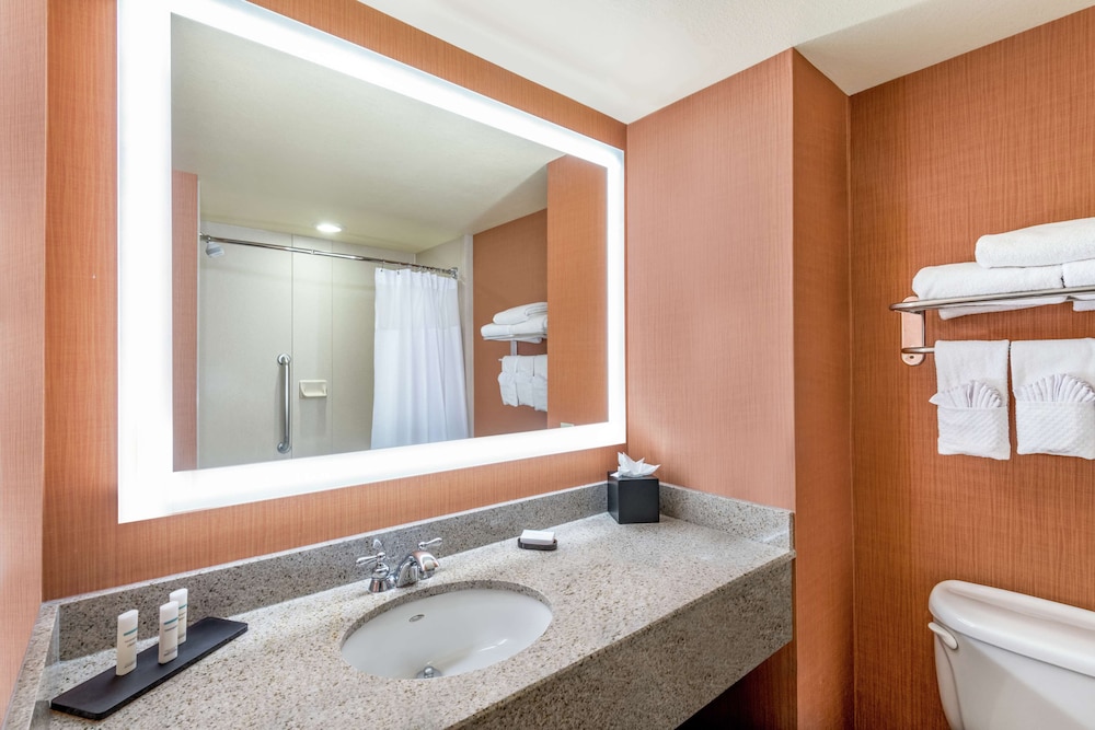 embassy suites by hilton st louis st charles