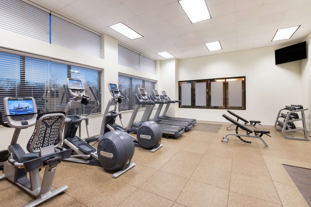 embassy suites by hilton st louis st charles