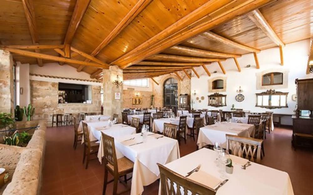hotel villa favorita