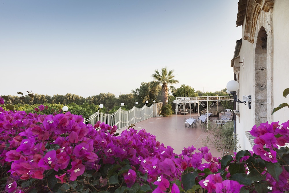 hotel villa favorita