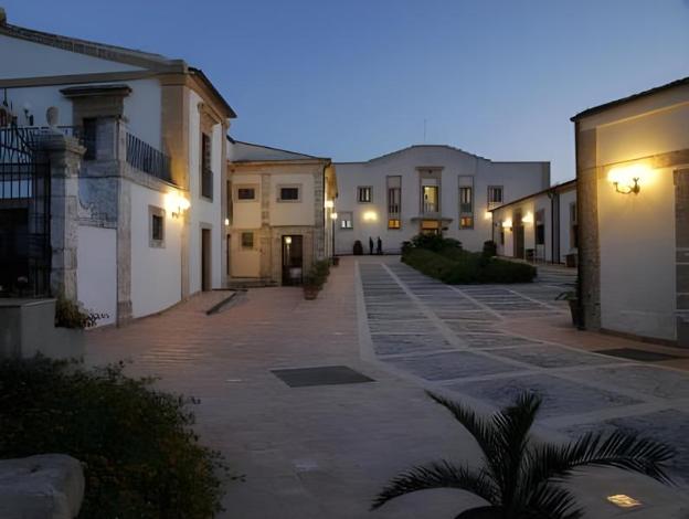 hotel villa favorita