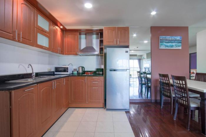 teja lakeview apartments