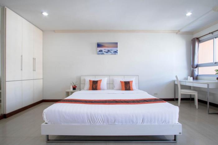 teja lakeview apartments