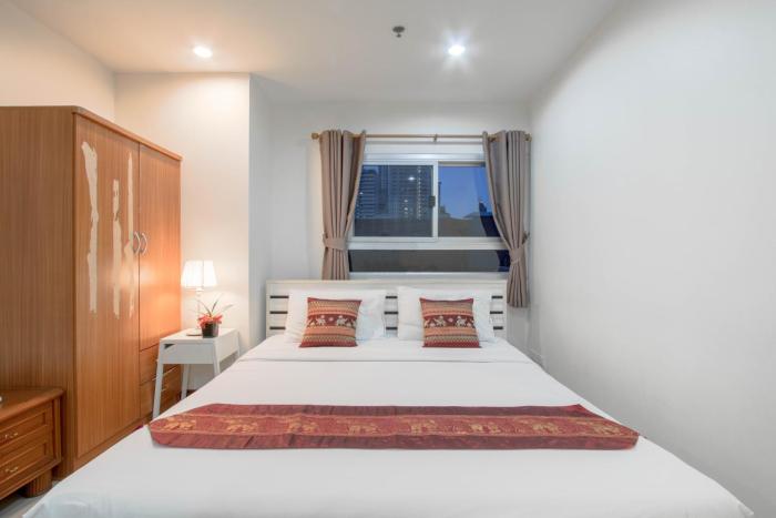 teja lakeview apartments