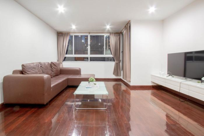 teja lakeview apartments