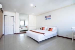 teja lakeview apartments