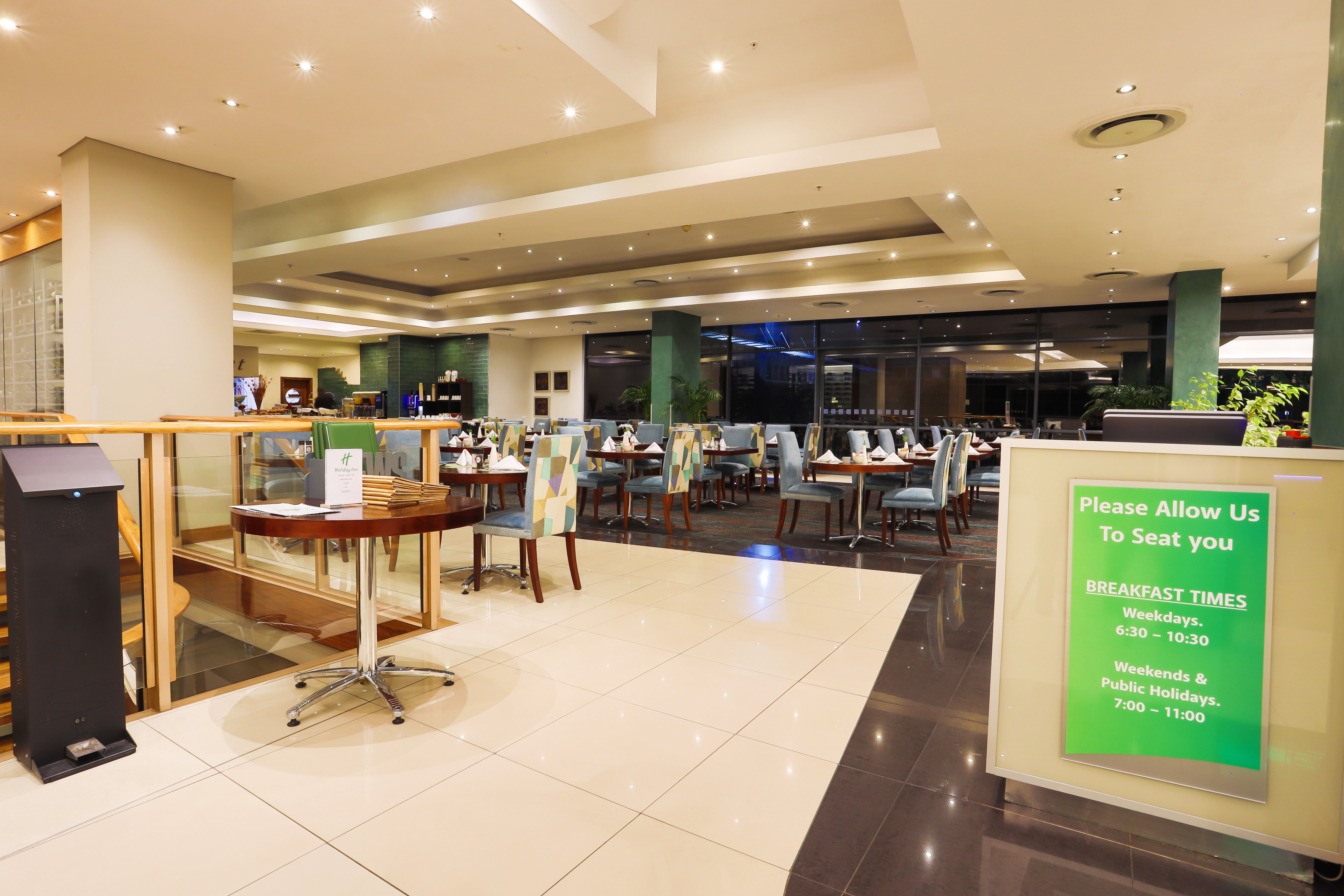 holiday inn rosebank an ihg hotel
