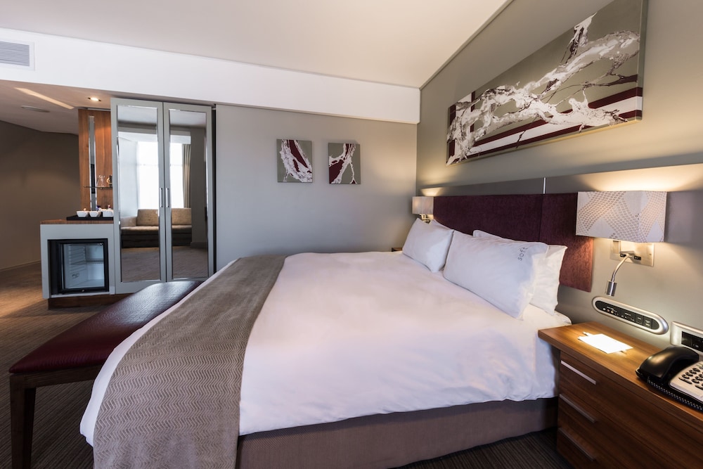 holiday inn rosebank an ihg hotel