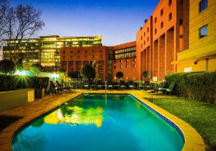 holiday inn rosebank an ihg hotel