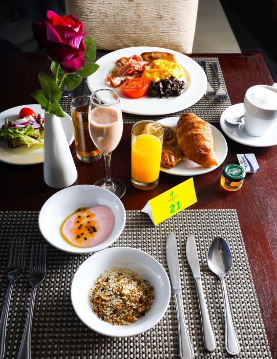 holiday inn rosebank an ihg hotel