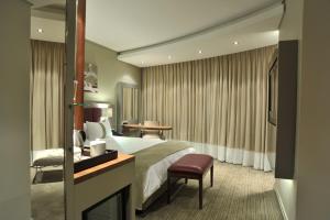 holiday inn rosebank an ihg hotel