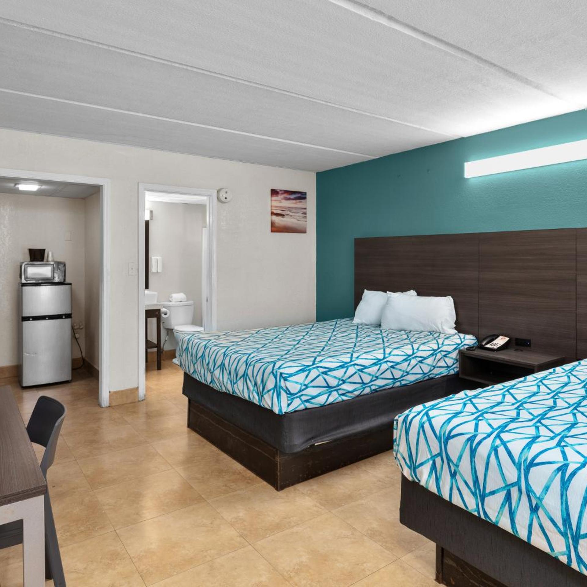 windwater hotel and marina