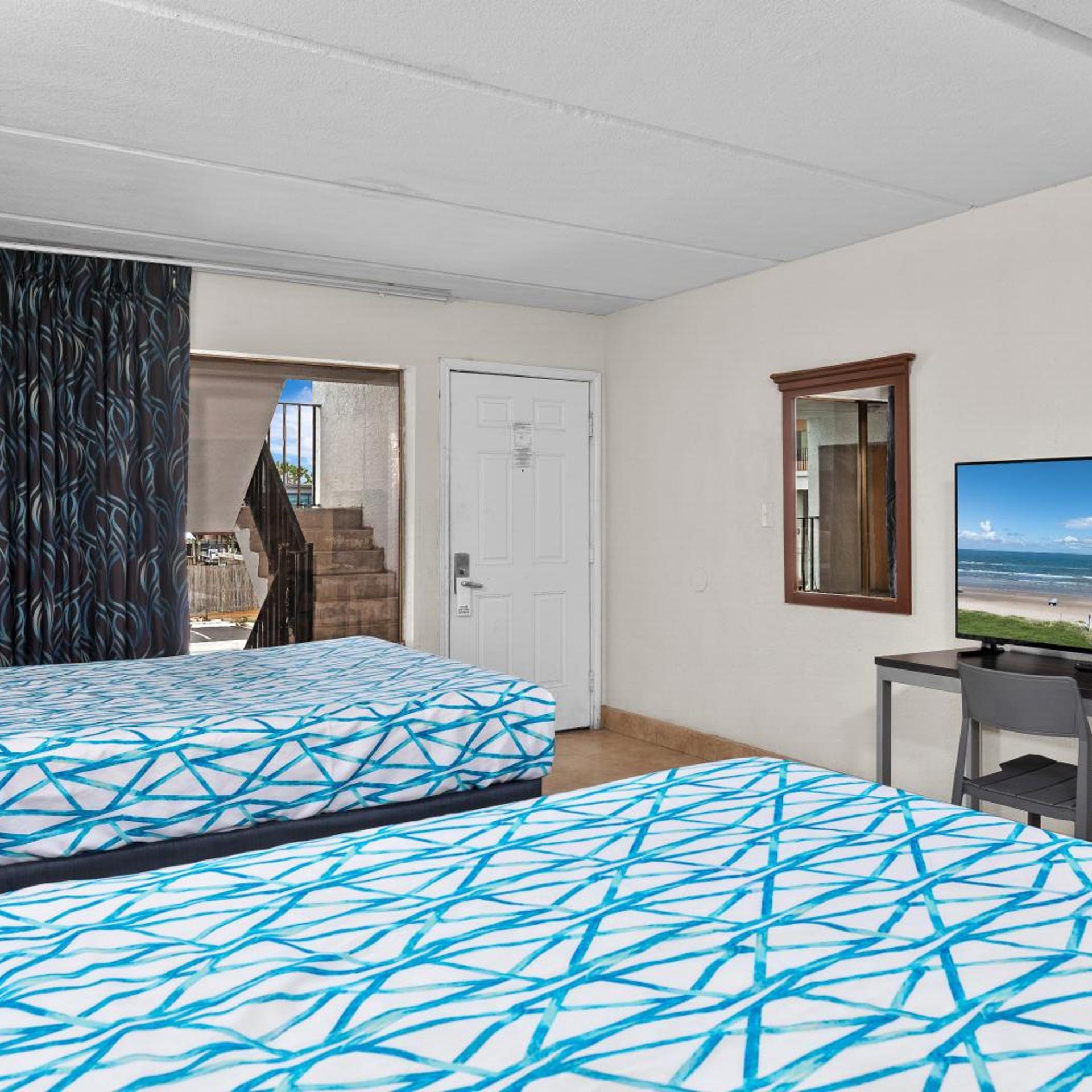 windwater hotel and marina