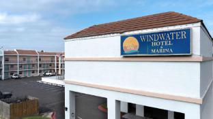 windwater hotel and marina