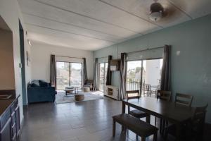 windwater hotel and marina