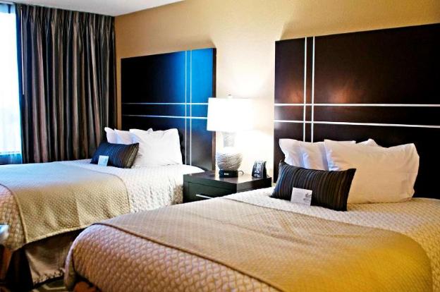 embassy suites by hilton st louis airport