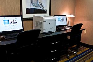 embassy suites by hilton st louis airport