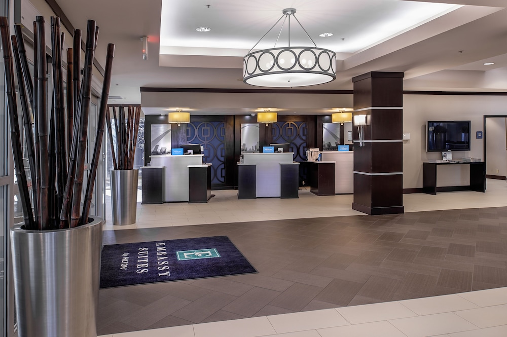 embassy suites by hilton st louis airport