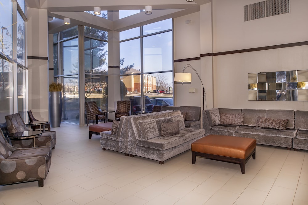 embassy suites by hilton st louis airport