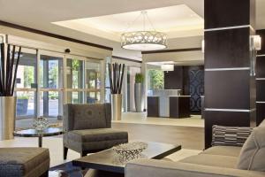 embassy suites by hilton st louis airport