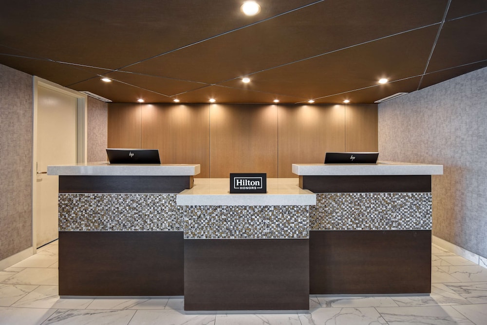 doubletree by hilton st louis airport