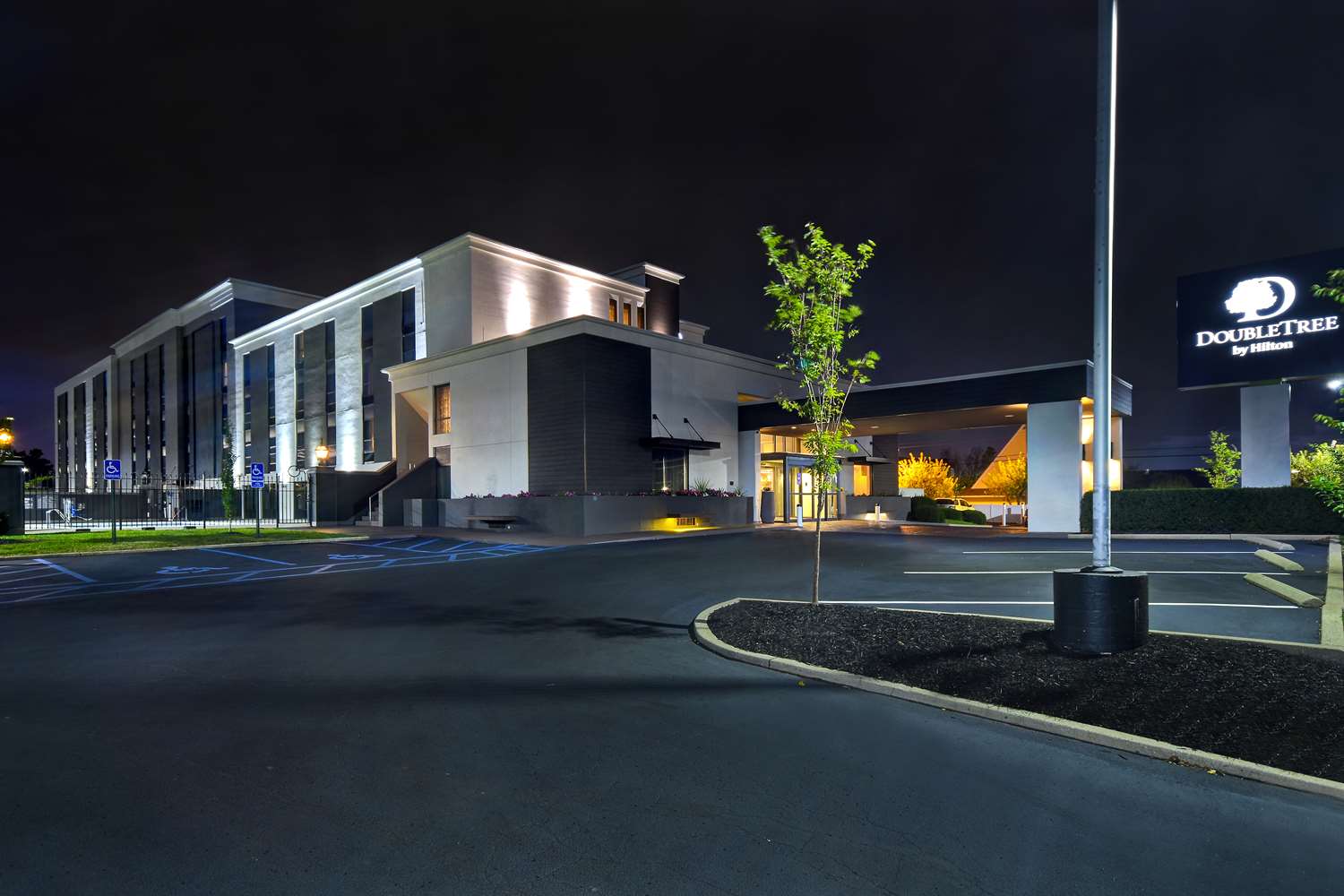 doubletree by hilton st louis airport
