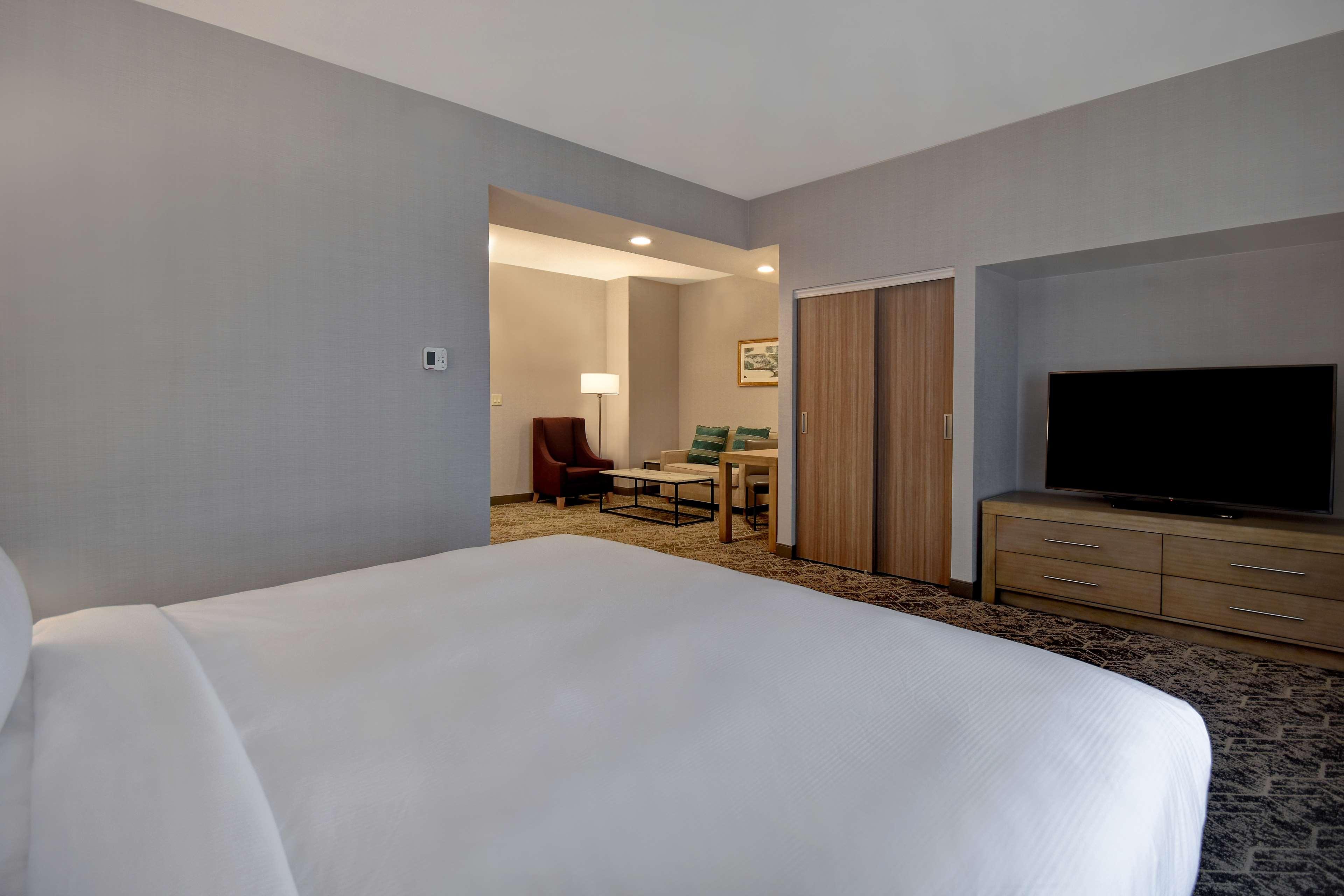 doubletree by hilton st louis airport