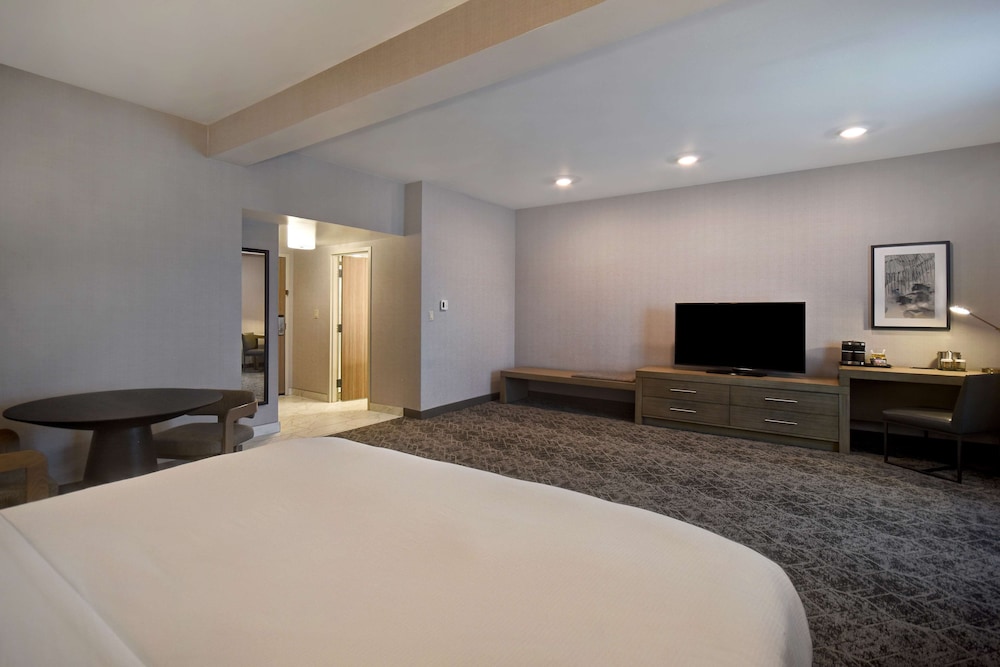 doubletree by hilton st louis airport