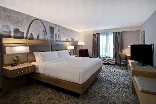 doubletree by hilton st louis airport