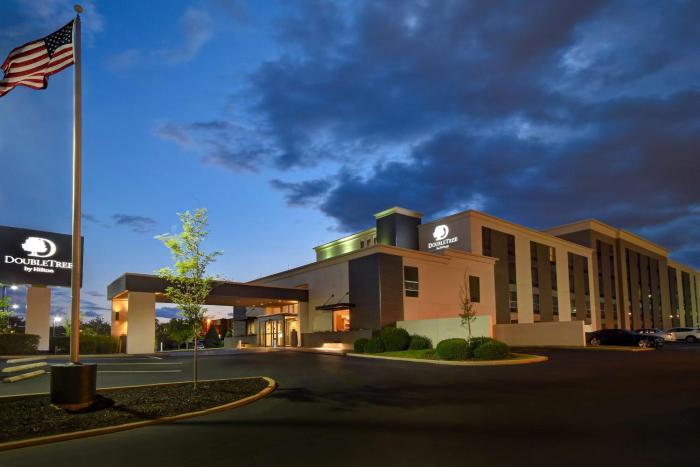 doubletree by hilton st louis airport