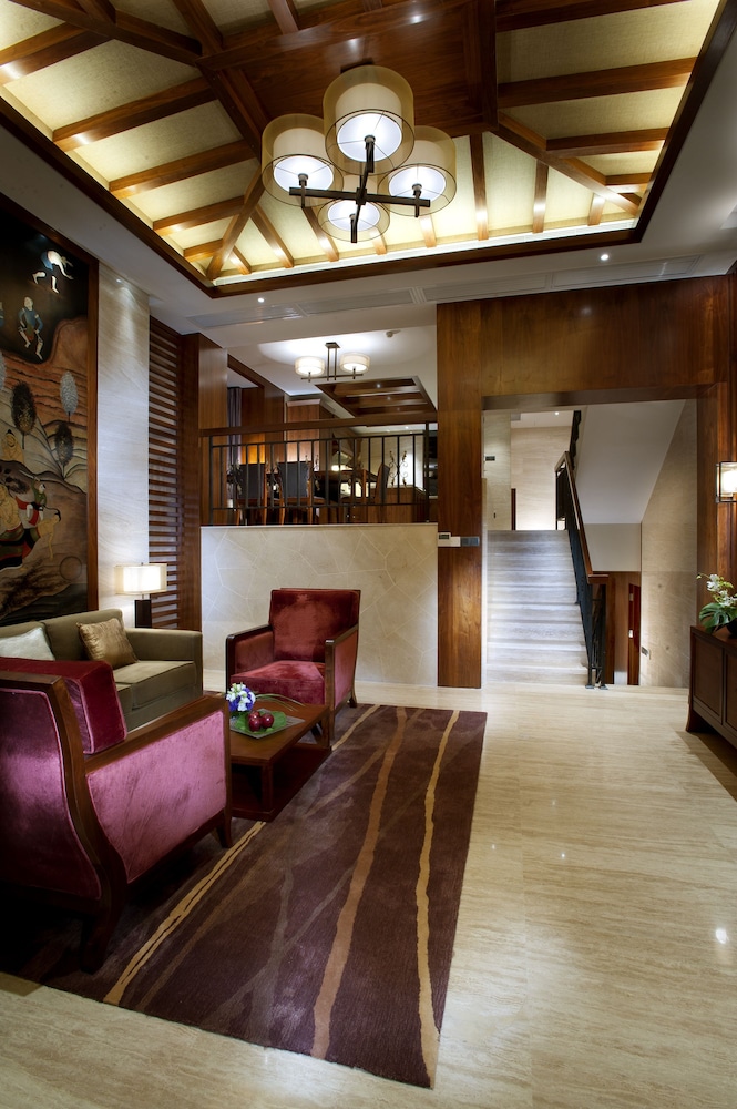 pullman oceanview sanya bay resort and spa