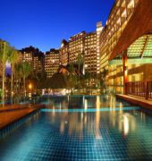 pullman oceanview sanya bay resort and spa