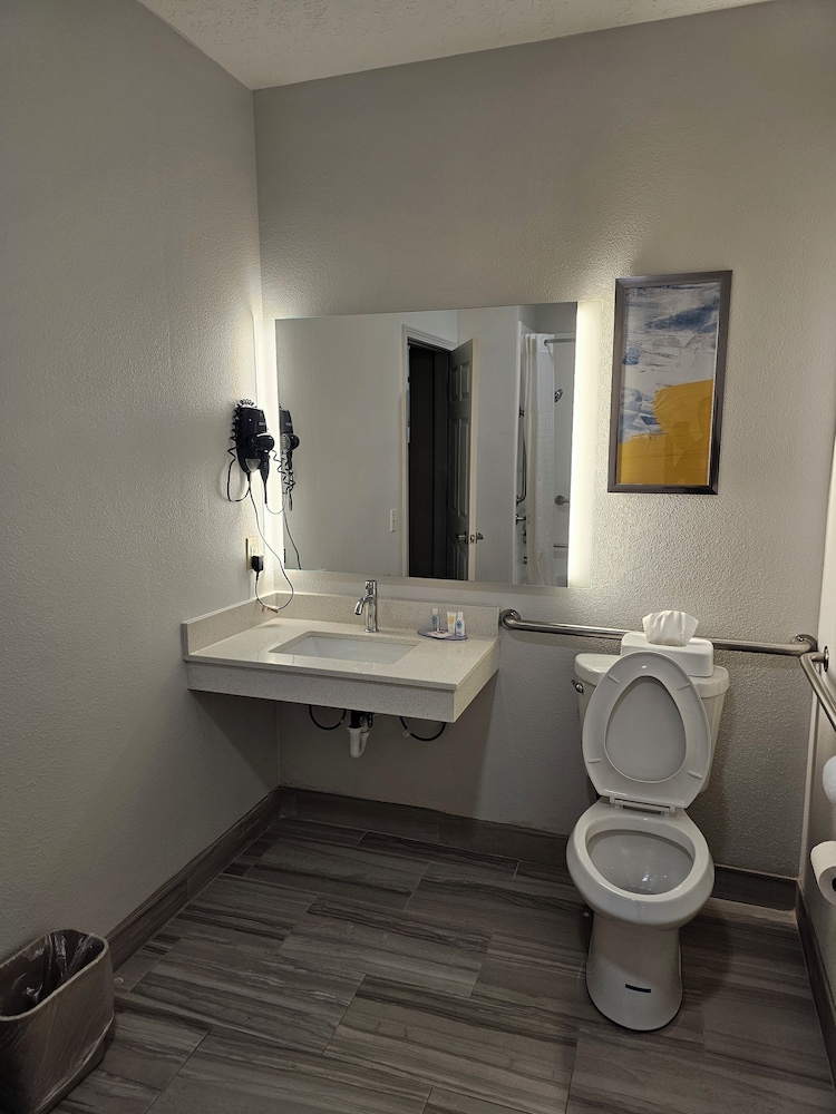 comfort inn jackson i 40